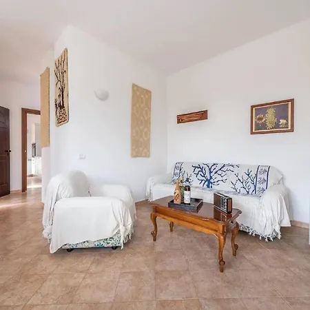 Detached With Garden In Stintino, Cleaning Included Villa