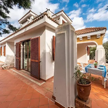 Detached With Garden In Stintino, Cleaning Included