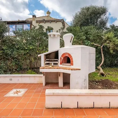 Detached With Garden In Stintino, Cleaning Included Villa *